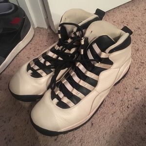 Authentic Jordan’s Sneakers